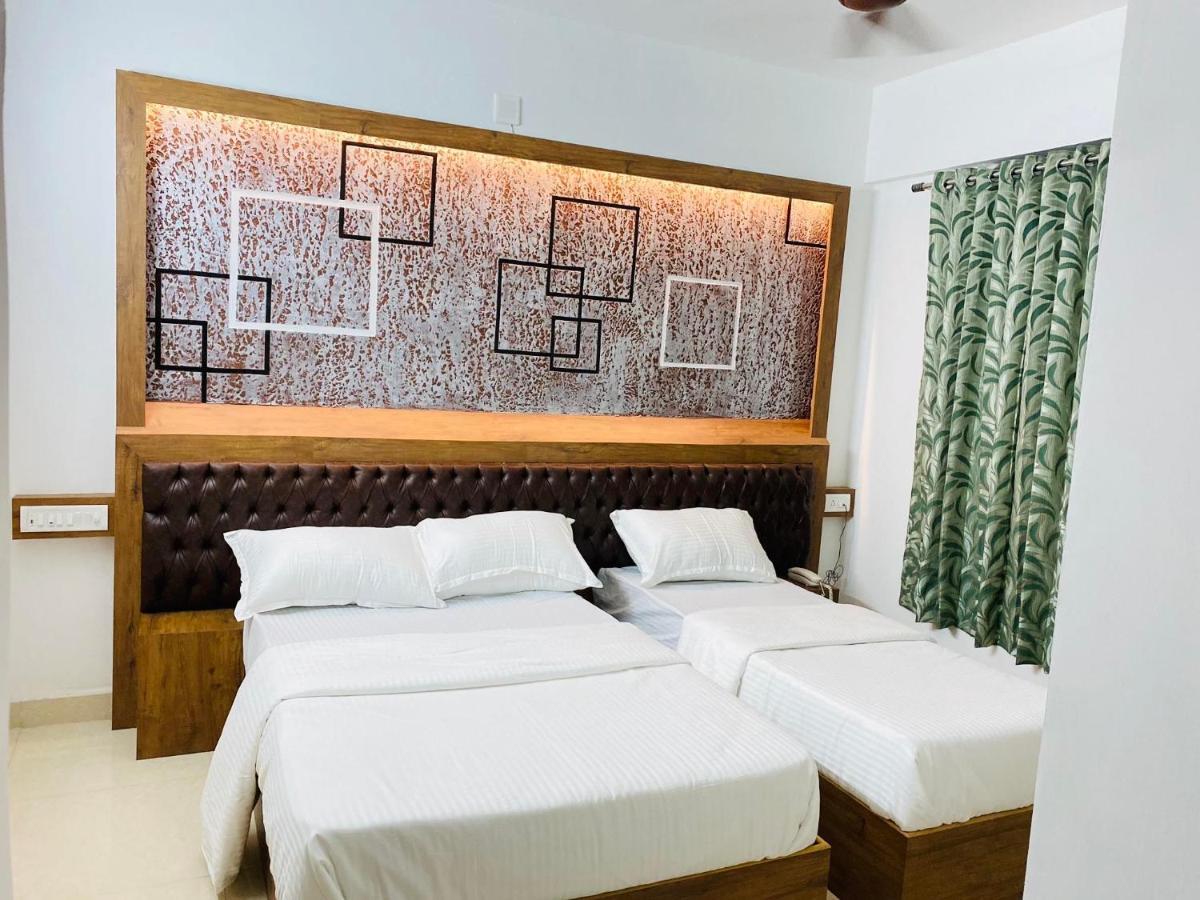 B Six Hotel Bangalore Extérieur photo