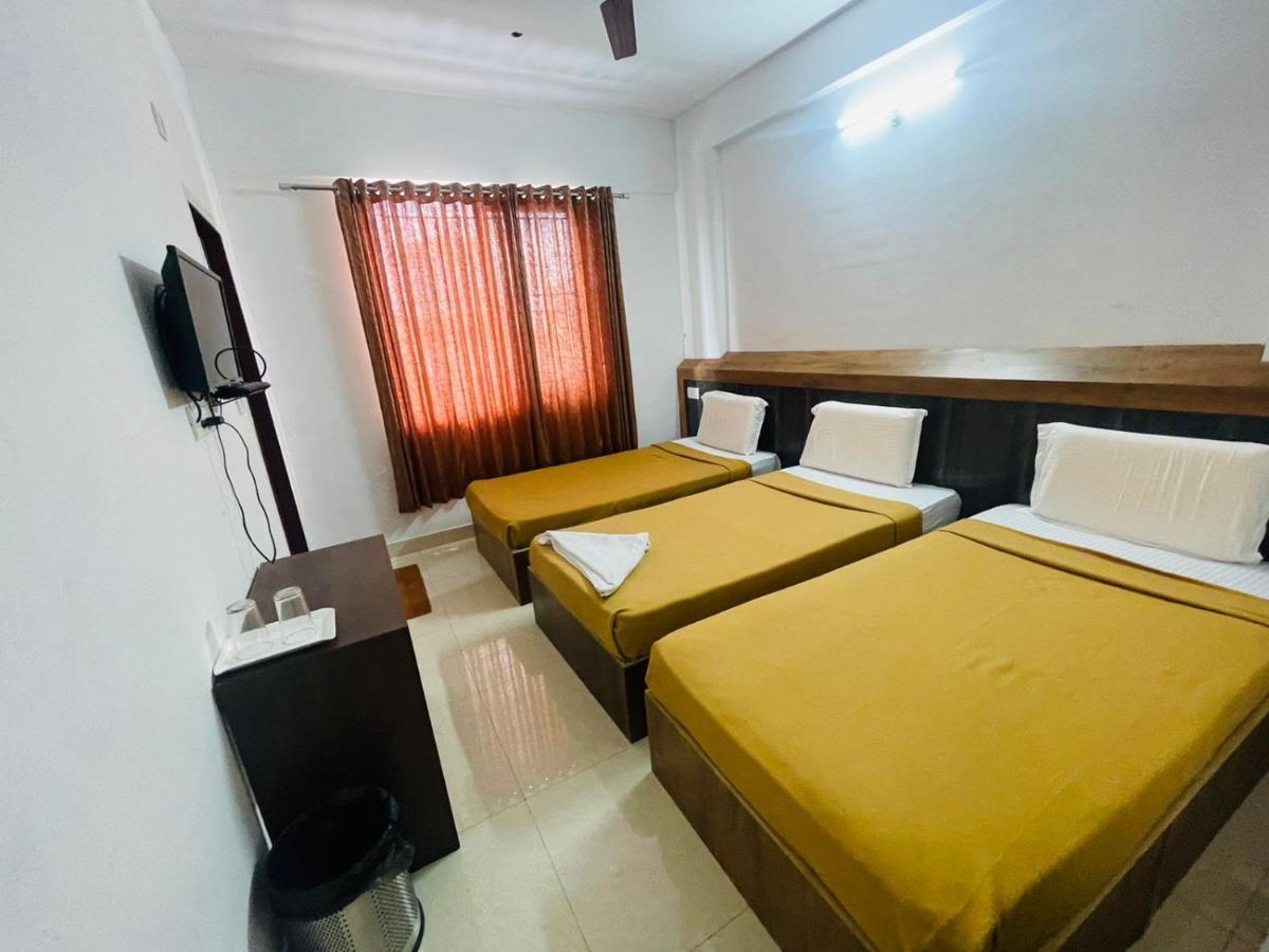 B Six Hotel Bangalore Extérieur photo