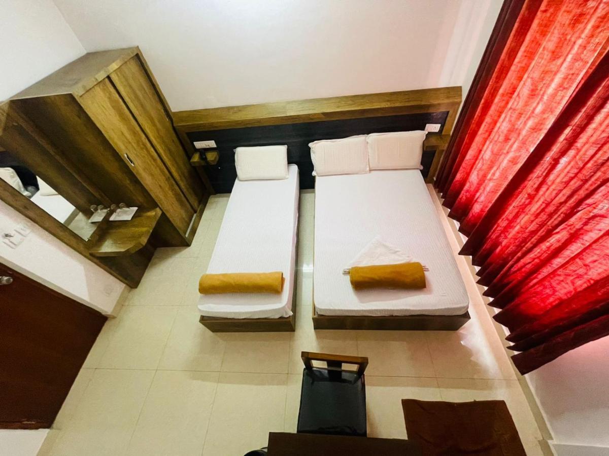B Six Hotel Bangalore Extérieur photo